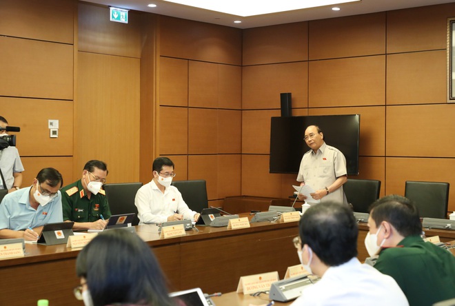 Chủ tịch nước Nguyễn Xuân Phúc phát biểu tại phiên thảo luận của đoàn đại biểu Quốc hội TPHCM.
